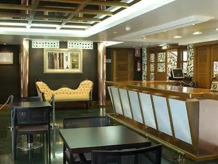 拉卡索拉德鲁帕酒店 El Penedo