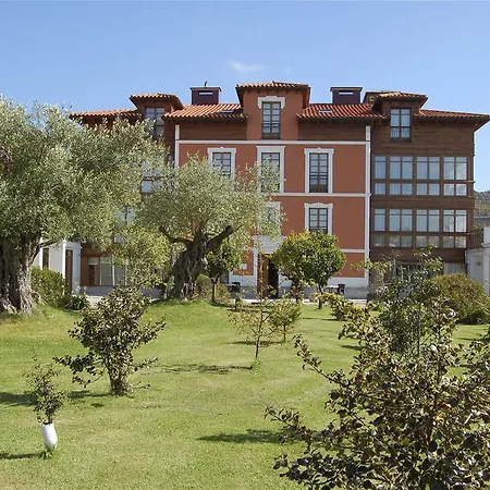 La Casona De Lupa